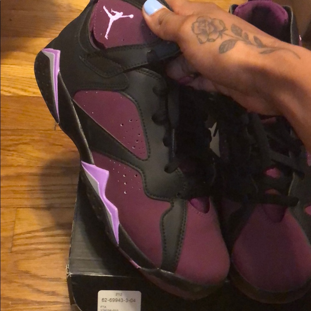 Jordan 7’s - Picture 2 of 4